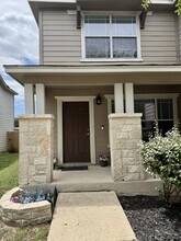 8755 Sunview Park in San Antonio, TX - Building Photo - Building Photo