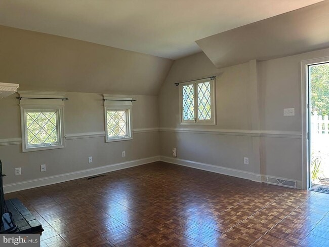 11 Chatham Heights Rd in Fredericksburg, VA - Building Photo - Building Photo