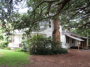 1565 NC-24 in Newport, NC - Building Photo - Building Photo