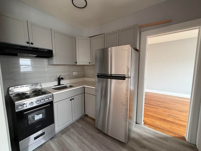 property at 6956 N Ashland Ave