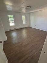 33-35 N Meade St in Wilkes-Barre, PA - Building Photo
