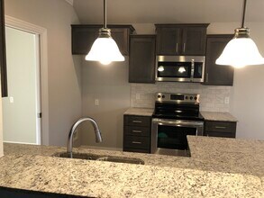 4192 W Anthem Dr in Fayetteville, AR - Building Photo - Building Photo