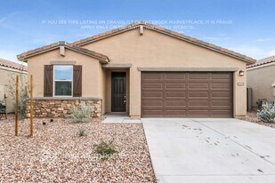 33899 Blue Curl Ln in San Tan Valley, AZ - Building Photo