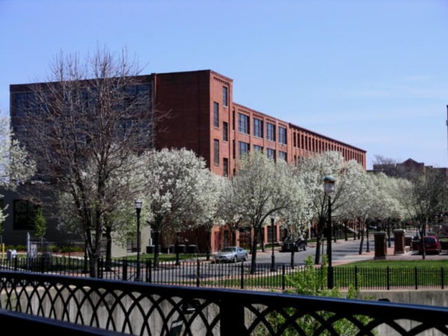 Lofts at Franklin Square in Syracuse, NY - Foto de edificio - Building Photo