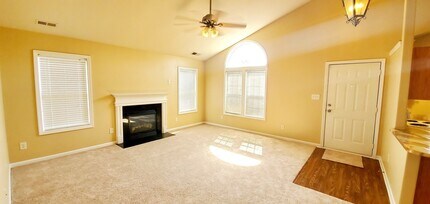 12909 Beddingfield Dr in Charlotte, NC - Building Photo - Building Photo
