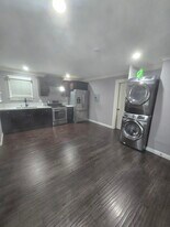 1037 1/2 S Kenmore Ave, Unit Kenmore Olympic in Los Angeles, CA - Building Photo