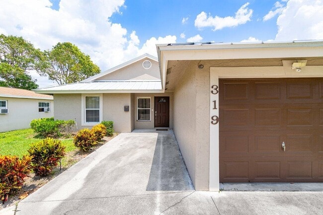 319 NW 3rd Ave in Delray Beach, FL - Building Photo - Building Photo