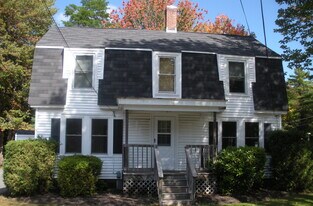 172 Saco Ave, Unit 7 in Old Orchard Beach, ME - Building Photo