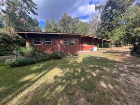 2203 Amelia Cir in Tallahassee, FL - Building Photo