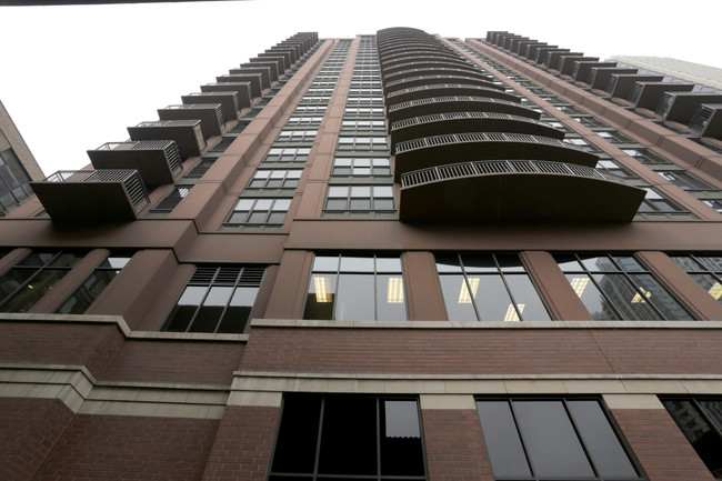 Kinzie Station East Tower in Chicago, IL - Building Photo - Building Photo