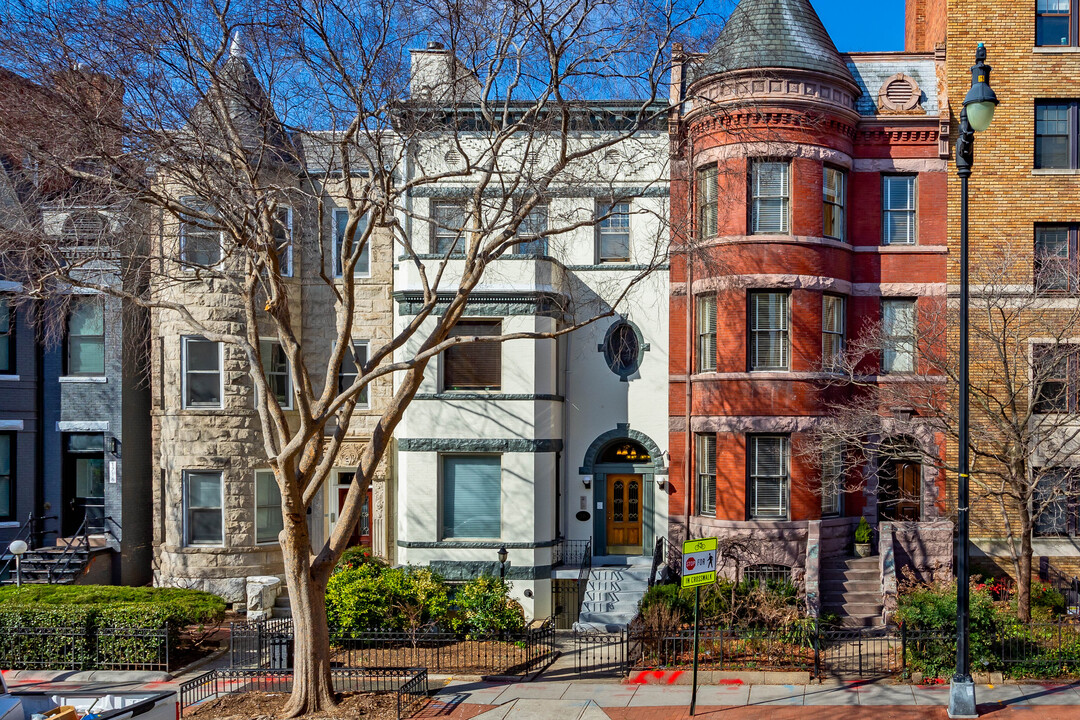 1720 17th St NW in Washington, DC - Building Photo