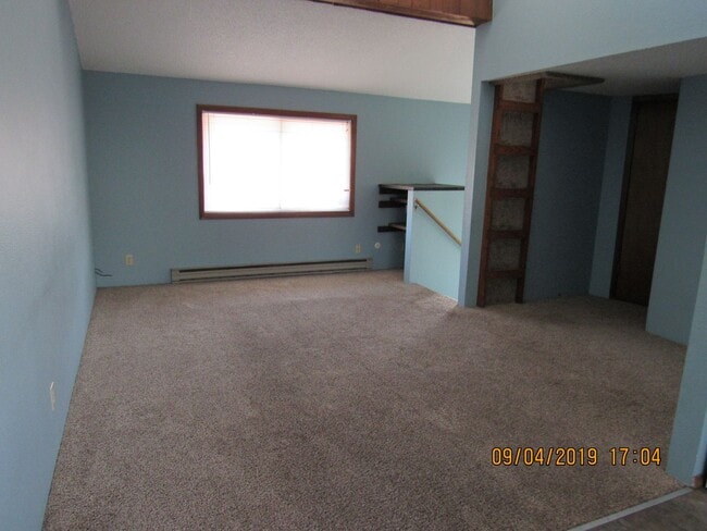 747 Elder Ct in Rifle, CO - Building Photo - Building Photo