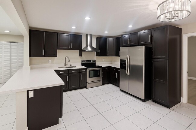 property at 2800 SW 9th St