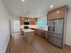 595 Pearl St in Monterey, CA - Building Photo