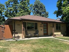 4571 Beach Ct, Unit B in Denver, CO - Building Photo