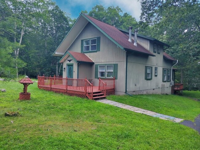 285 Bromley Rd in Henryville, PA - Building Photo - Building Photo
