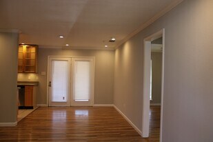 10622 Hermosa Dr in Dallas, TX - Building Photo