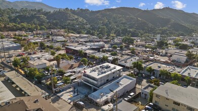 10030 N Commerce Ave in Tujunga, CA - Building Photo - Building Photo