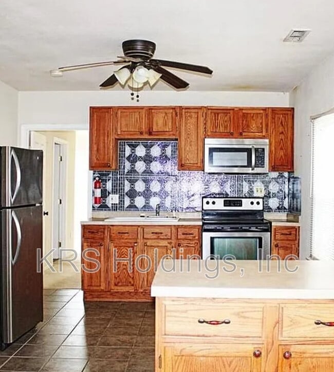 1130 Commerce Ave in Chesapeake, VA - Building Photo - Building Photo