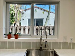 1623 Johnson St in Hollywood, FL - Building Photo - Building Photo