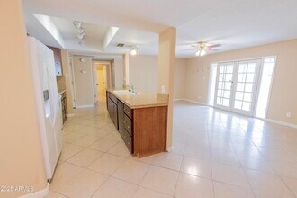 1049 E Carter Dr in Tempe, AZ - Building Photo - Building Photo