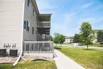 Tripp Street Apartments in Ames, IA - Foto de edificio - Building Photo