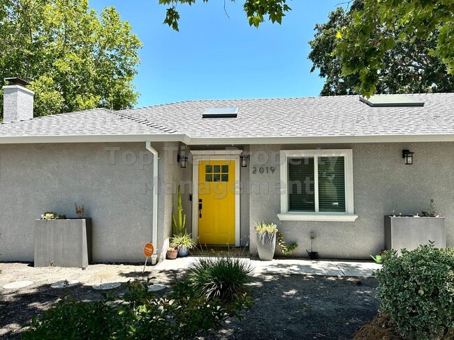 property at 2019 Elinora Dr