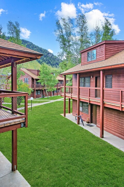 The Timbers at Jackson Hole in Jackson, WY - Building Photo