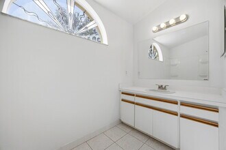 1804 Staysail Dr in Valrico, FL - Building Photo - Building Photo