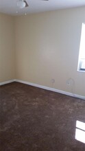 1110 Cobblestone Ave in Deltona, FL - Building Photo - Building Photo