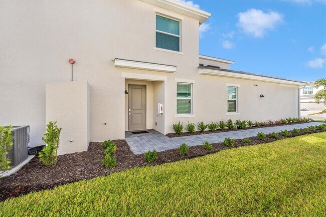 12640 Radiance Ct in Venice, FL - Building Photo - Building Photo