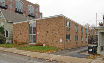 1535 N Van Buren St in Milwaukee, WI - Building Photo - Building Photo