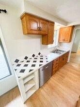 1735 Carlson Dr in Klamath Falls, OR - Building Photo - Building Photo