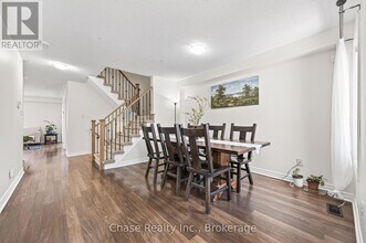 3099 Highbourne Crescent in Oakville, ON - Building Photo - Building Photo