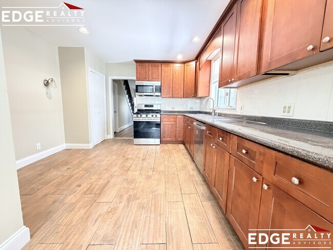 24 Armington St in Boston, MA - Foto de edificio - Building Photo