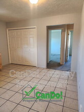 225 Carol Dr in Blackfoot, ID - Foto de edificio - Building Photo