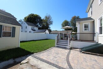 21 Dale Rd in Wethersfield, CT - Building Photo - Building Photo