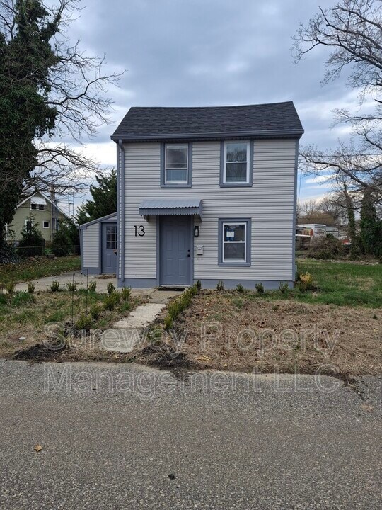 13 Union Ln in Pennsville, NJ - Building Photo
