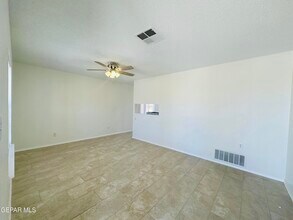12480 Martin Bauman Dr in El Paso, TX - Building Photo - Building Photo