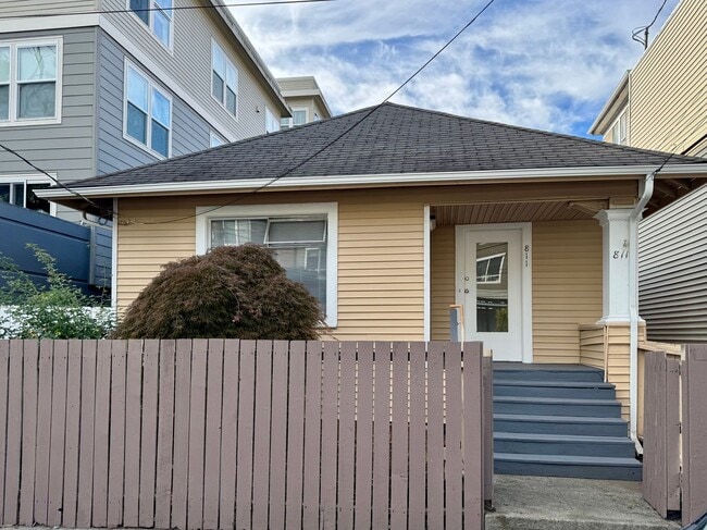 property at 811 5th Ave N
