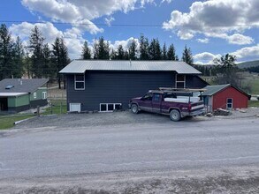 111 2nd Ave S, Unit A in Hot Springs, MT - Building Photo - Building Photo