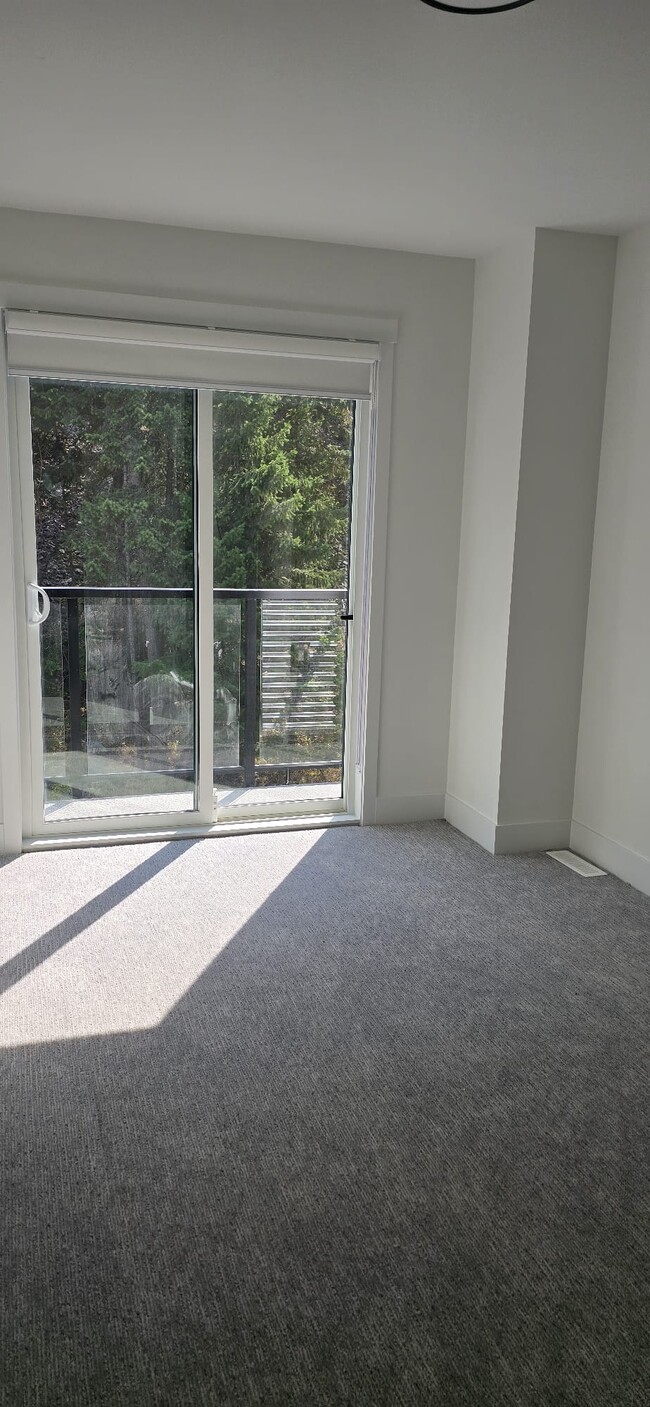 1975 Shannon Lake Rd in West Kelowna, BC - Building Photo - Building Photo