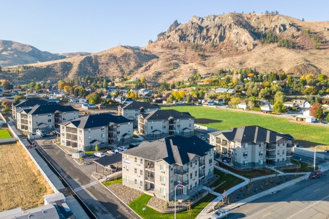 The Landing at Saddlerock in Wenatchee, WA - Building Photo - Building Photo