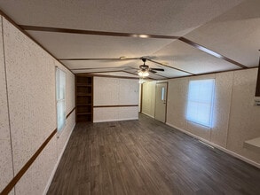 109 Rainbow Ave in Chilhowie, VA - Building Photo - Building Photo