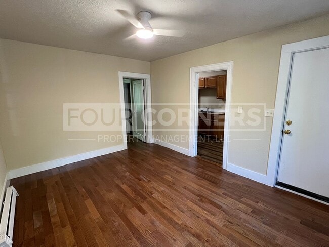 408 N Guthrie Ave in Durham, NC - Building Photo - Building Photo