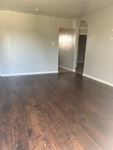 6934 Berkley Dr in New Orleans, LA - Building Photo - Building Photo