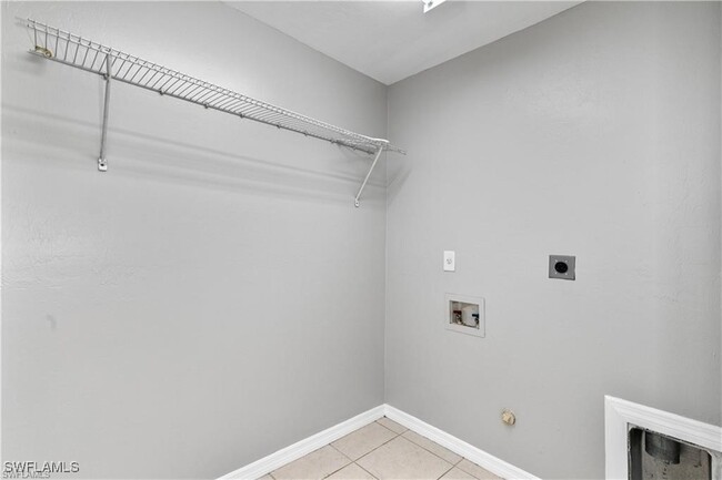 1116 Diplomat Pkwy E in Cape Coral, FL - Building Photo - Building Photo