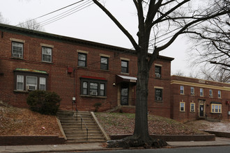 804 Taylor St NE in Washington, DC - Building Photo - Building Photo