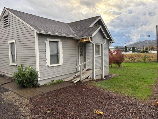 5824 Ocean Beach Hwy in Longview, WA - Building Photo - Building Photo