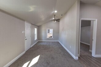 506 40th St in Lubbock, TX - Building Photo - Building Photo